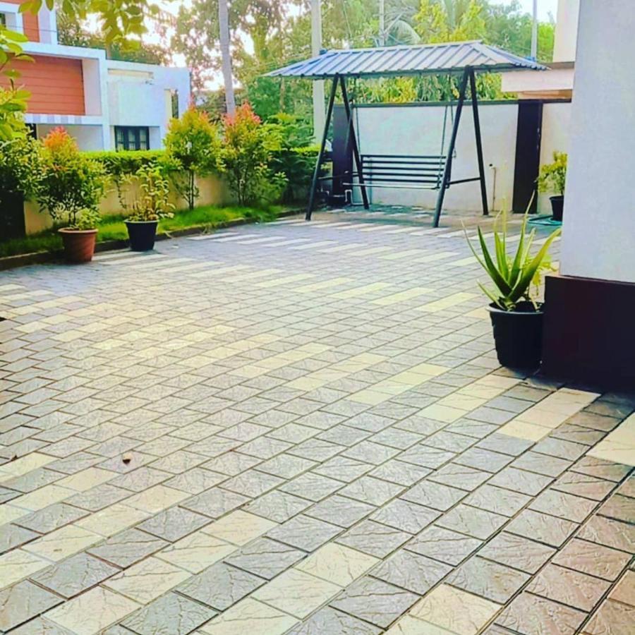 His Grace Villas Kottakkal Exteriör bild